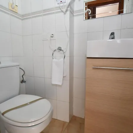 Πανσιόν Hb 3*