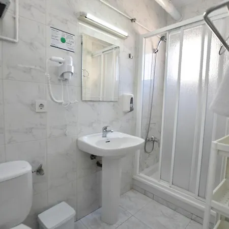 Πανσιόν Hb Τορεβιέχα