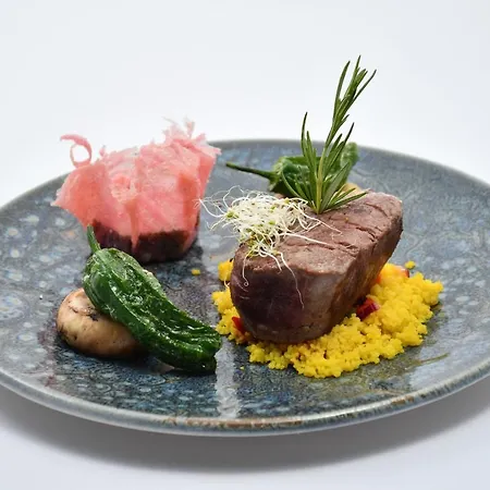 Hb בית הארחה